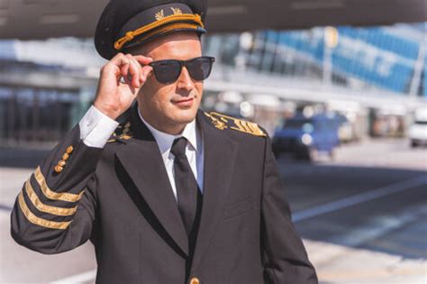 pilot prescription sunglasses|should pilots wear polarized sunglasses.